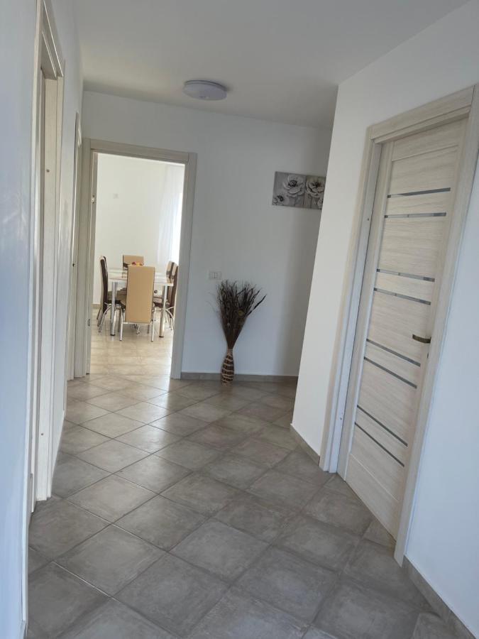 Appartamento Bymandu Corbu  Esterno foto